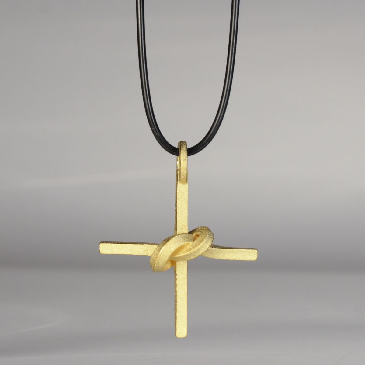 Anhänger Knotenschmuck Kreuz ANH-26
