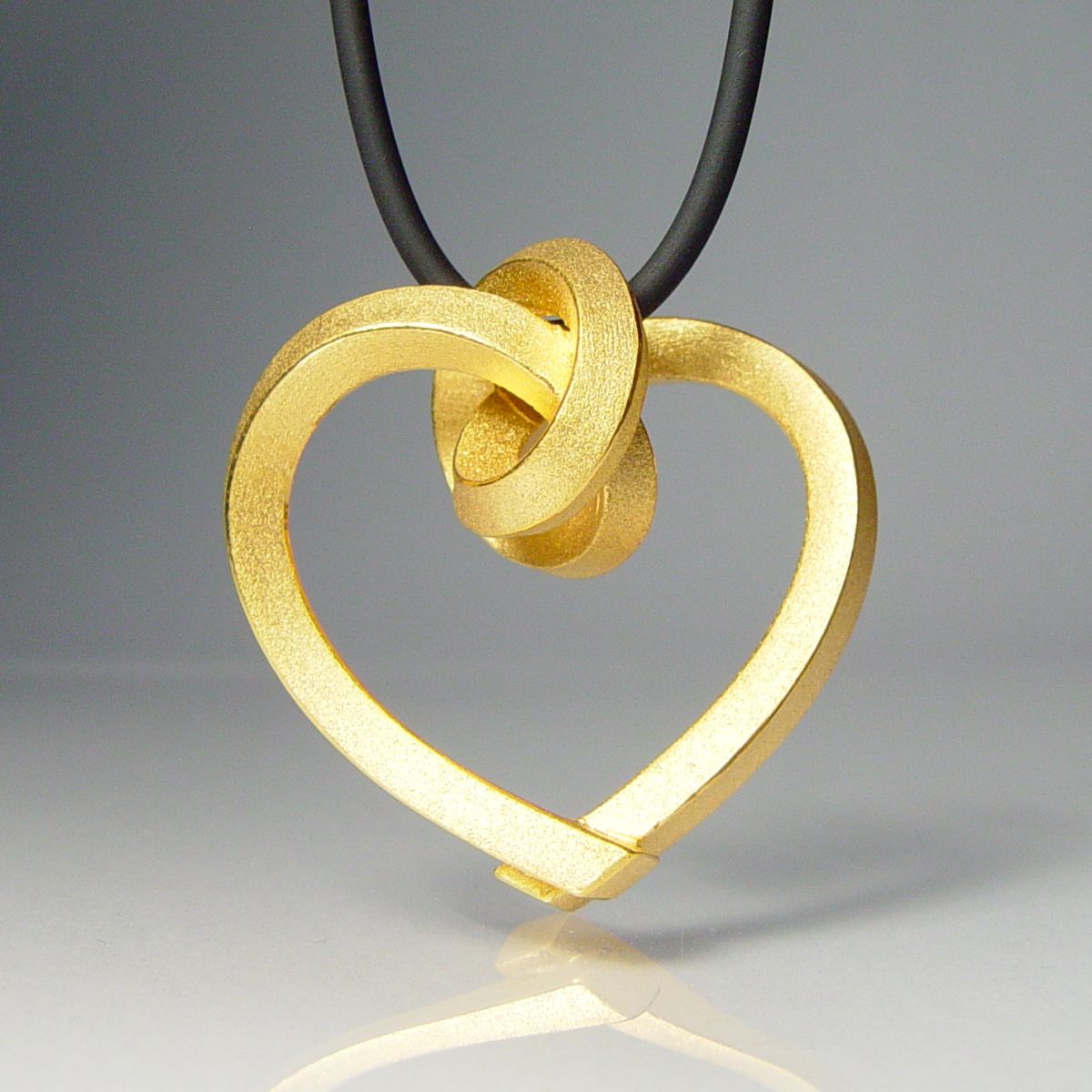 Anhänger Knotenschmuck Gebundenes Herz ANH-2