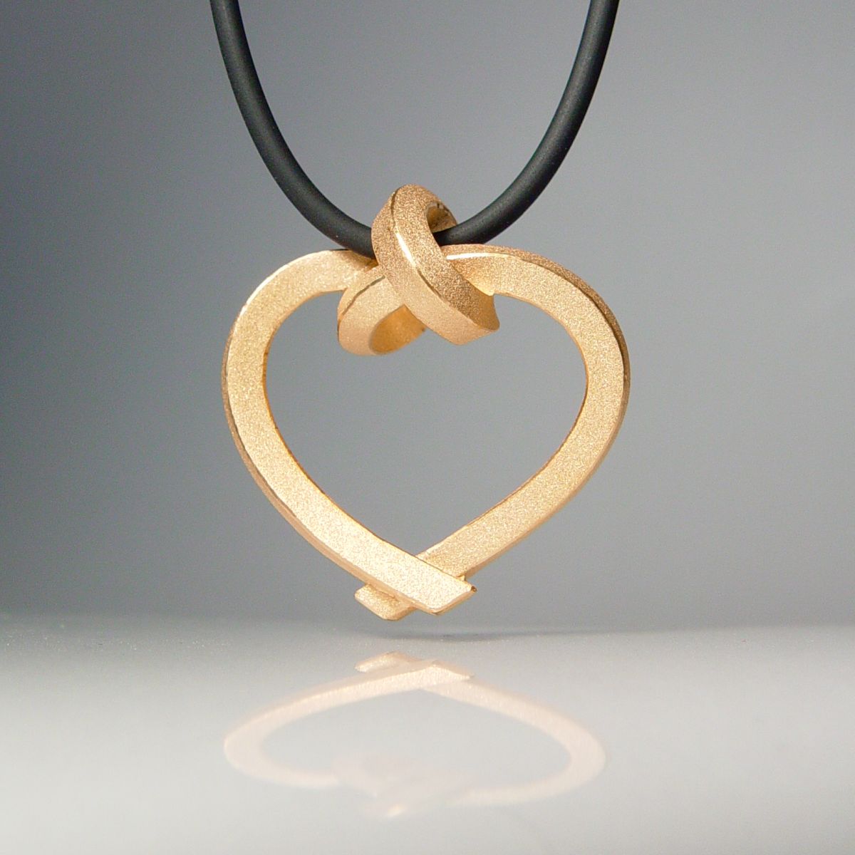 Anhänger Knotenschmuck Gebundenes Herz ANH-3