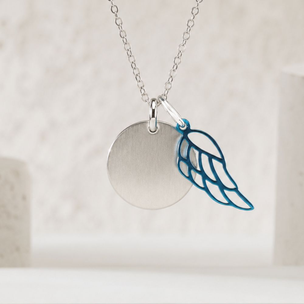 Kette mit Flügel-Anhänger | personalisierbar