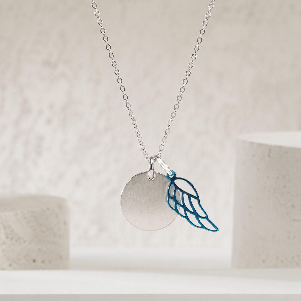 Kette mit Flügel-Anhänger | personalisierbar
