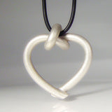 Anhänger Knotenschmuck Gebundenes Herz ANH-4