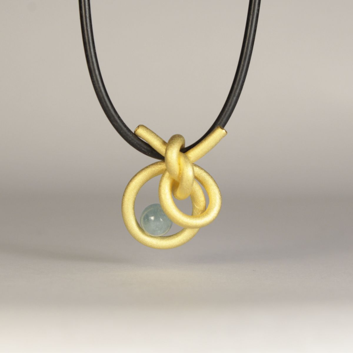 Anhänger Knotenschmuck Perl Schlaufe Knoten ANH-P23 Aquamarin