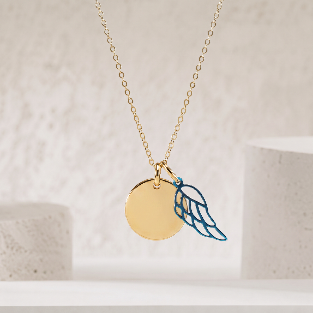 Kette mit Flügel-Anhänger | personalisierbar